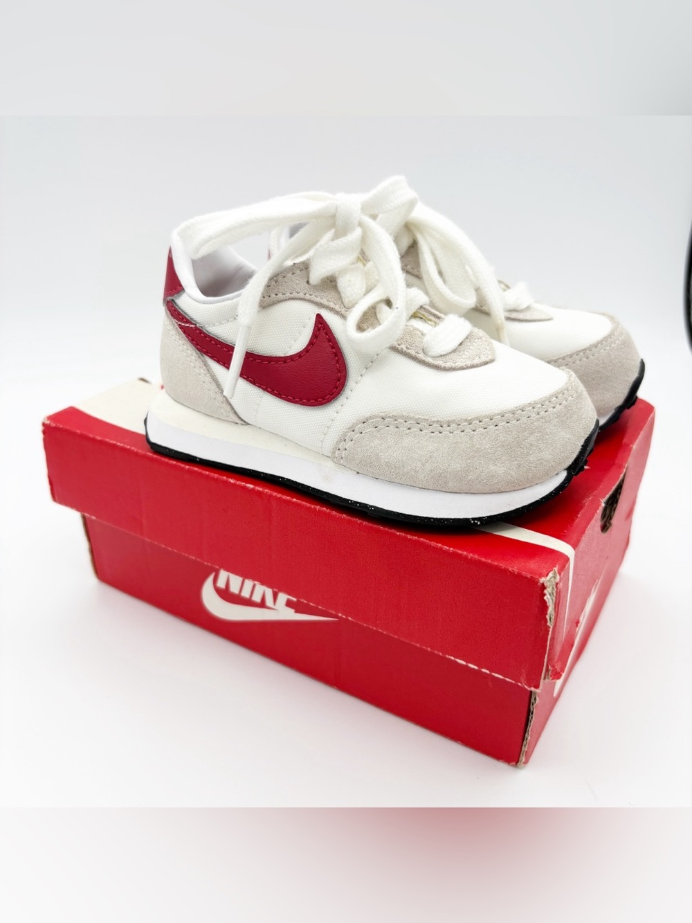 NIB Nike Waffle Trainer Baby Sneakers